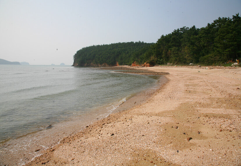 장돌해수욕장