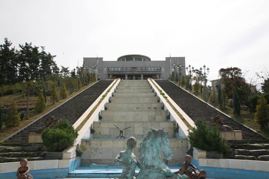 Anmyondo Jurassic Museum