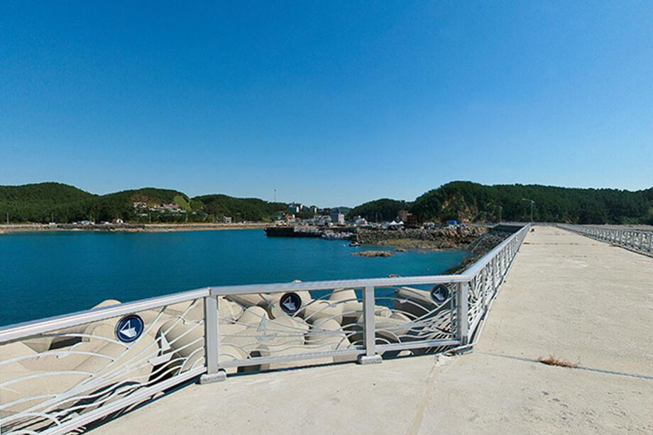 Mohang Port
